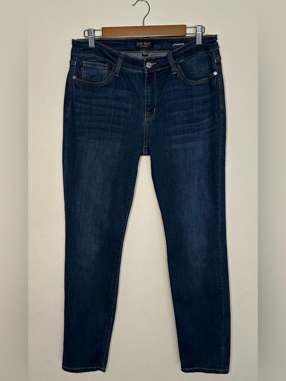 Judy Blue Straight Fit Medium Wash Denim Jeans Women’s 13/31 - Picture 3 of 16